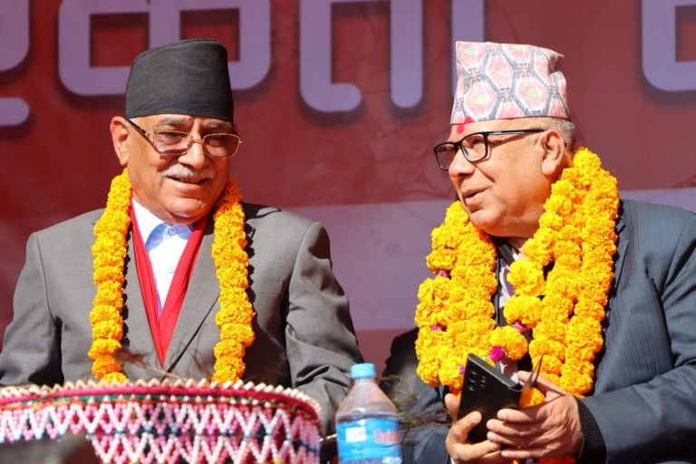 मतदातालाई प्रचण्ड-माधवको अपिल, नयाँ रुपरेखासहितका यस्ता ६ एजेण्डा प्रस्तुत